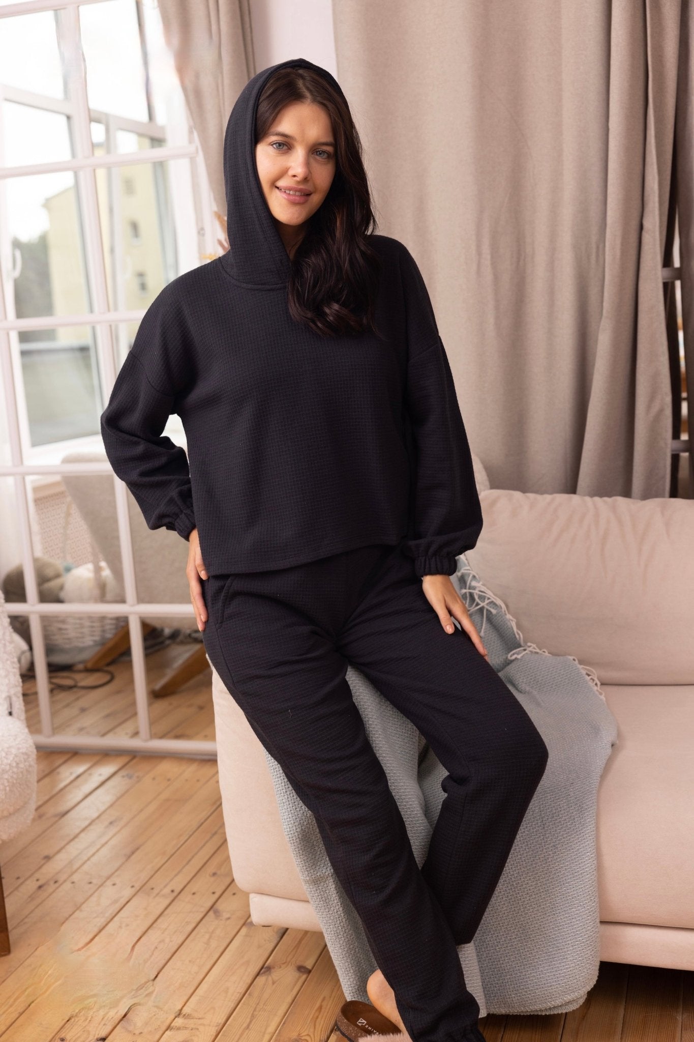 Black Cozy - June Joy